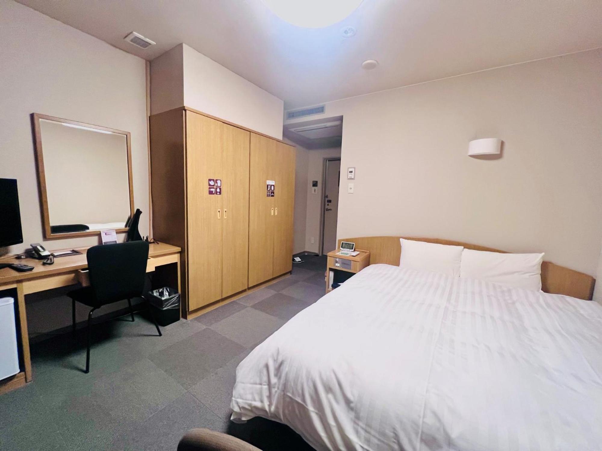 Dormy Inn Express Sendai Hirose Dori Номер фото
